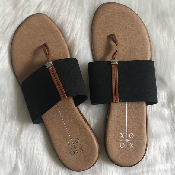xoxo flat sandals